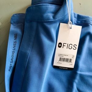 NWT Figs Rafaela XS Ceil Blue